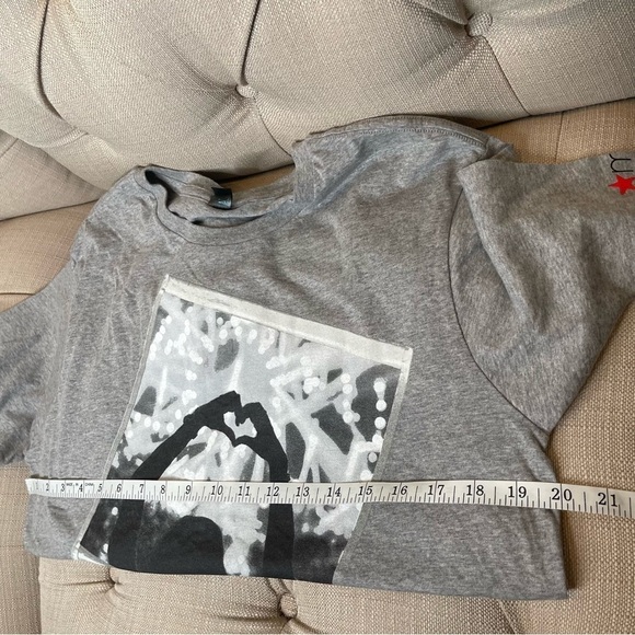 R: IHeart Festival 2016 Heather Gray T-Shirt Sz S Men’s - Picture 3 of 6